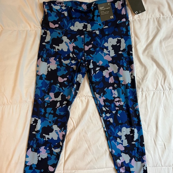 GAP Fit Exercise Leggings Medium - Picture 4 of 5